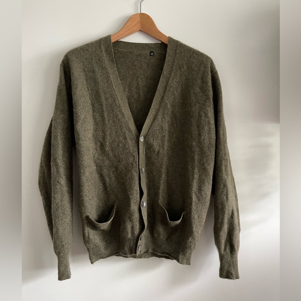 Cashmere cardigan
